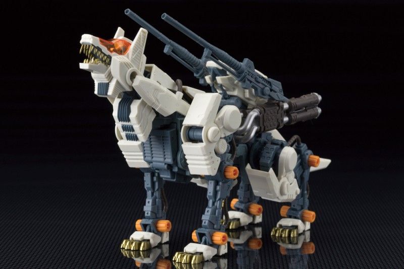 HMM Zoids RHI-3 Command Wolf Repackage Ver.